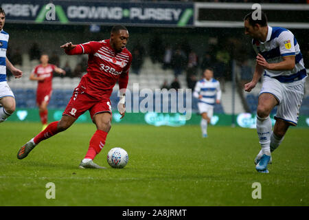 Loftus Road, London, UK. 9 Nov, 2019. Britt Assombalonga von Middlesbrough in Aktion während der efl Skybet Meisterschaft übereinstimmen, Queens Park Rangers v Middlesbrough am Kiyan Prinz Stiftung Stadium, Loftus Road in London am Samstag, den 9. November 2019. Dieses Bild dürfen nur für redaktionelle Zwecke verwendet werden. Nur die redaktionelle Nutzung, eine Lizenz für die gewerbliche Nutzung erforderlich. Keine Verwendung in Wetten, Spiele oder einer einzelnen Verein/Liga/player Publikationen. pic von Tom Smeeth/Andrew Orchard sport Fotografie/Alamy Live news Credit: Andrew Orchard sport Fotografie/Alamy leben Nachrichten Stockfoto