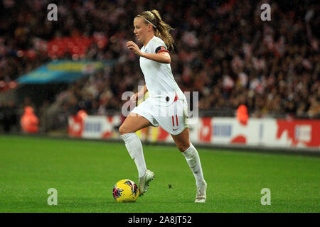 London, Großbritannien. 09 Nov, 2019. Beth Mead von England Frauen in Aktion. England Frauen v Deutschland Frauen, internationale Testspiel im Wembley Stadion am Samstag, den 9. November 2019. Dieses Bild dürfen nur für redaktionelle Zwecke verwendet werden. Nur die redaktionelle Nutzung, eine Lizenz für die gewerbliche Nutzung erforderlich. Keine Verwendung in Wetten, Spiele oder einer einzelnen Verein/Liga/player Publikationen. pic von Steffan Bowen/Andrew Orchard sport Fotografie/Alamy Live news Credit: Andrew Orchard sport Fotografie/Alamy leben Nachrichten Stockfoto