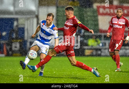 Die kiyan Prinz Stiftung Stadion, London, UK. 9 Nov, 2019. Todd Kane von Queens Park Rangers mit der Kugel während der efl Sky Bet Championship Match zwischen den Queens Park Rangers und Middlesbrough am Kiyan Prinz Stiftung Stadion in London, England. Foto von Phil Hutchinson. Nur die redaktionelle Nutzung, eine Lizenz für die gewerbliche Nutzung erforderlich. Keine Verwendung in Wetten, Spiele oder einer einzelnen Verein/Liga/player Publikationen. Credit: UK Sport Pics Ltd/Alamy leben Nachrichten Stockfoto