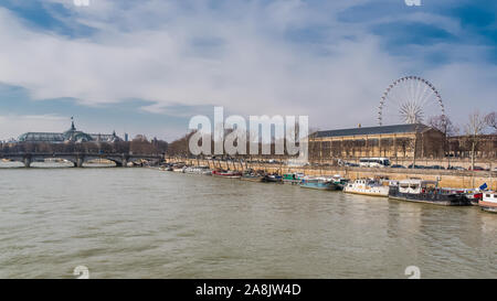 Paris, Panorama der seine, der Tuileriengarten und das Riesenrad, quai des Tuileries Stockfoto