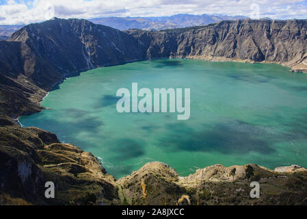 Blick von der schönen Laguna Quilotoa, Ecuador Stockfoto