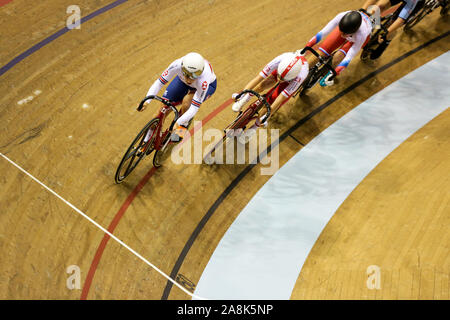 Glasgow, UK. 9. November 2019. Neah Evans Großbritannien konkurriert in der Frauen Omnium an Chris Hoy Velodrome in Glasgow. November 9, 2019 Credit Dan-Cooke/Alamy leben Nachrichten Stockfoto
