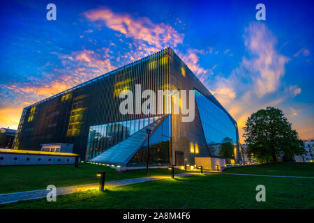 Polen, Warsaw-April 2018: Museum der polnischen Juden in Polin, Beleuchtung im Lieferumfang enthalten Stockfoto