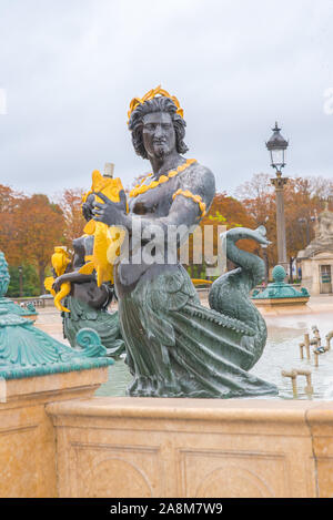 Paris, Place de la Concorde, touristischer Ort in einer schicken Gegend, der Brunnen Stockfoto