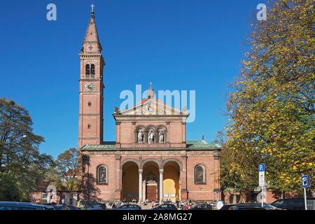 Katholische Pfarrkirche St. Ursula, Schwabing, München, Oberbayern, Bayern, Deutschland Stockfoto