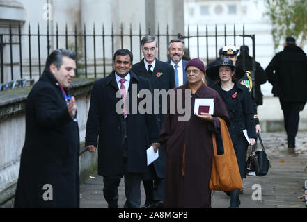 Führer des Unterhauses Jakob Rees-Mogg in Downing Street ankommen für die Erinnerung Sonntag Service am Ehrenmal Gedenkstätte in Whitehall, London. PA-Foto. Bild Datum: Sonntag, den 10. November 2019. Siehe PA Geschichte ROYAL Erinnerung. Photo Credit: Jonathan Brady/PA-Kabel Stockfoto