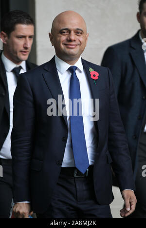 London, Großbritannien. November 2019. Sajid Javid Chancellor of the Exchequer sah, wie er die BBC Studios in London verließ, nachdem er die Andrew Marr Show besucht hatte. Stockfoto