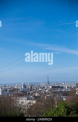 Paris, Blick vom Belleville-Park, mit Eiffelturm Stockfoto