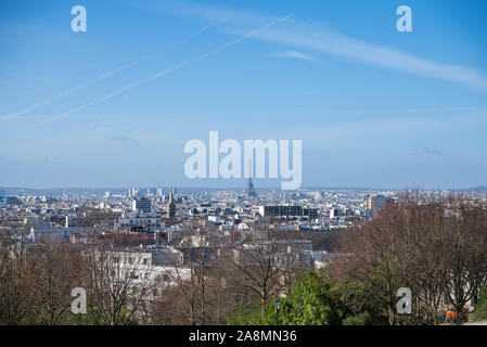 Paris, Blick vom Belleville-Park, mit Eiffelturm Stockfoto