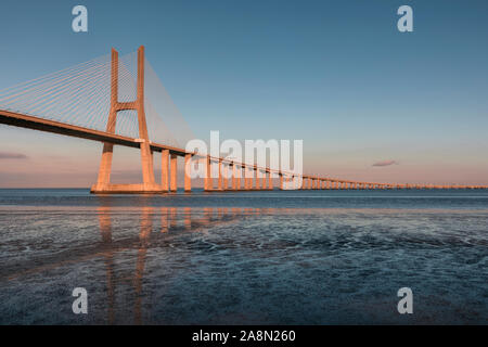 Vasco da Gama Bridge, Lissabon, Portugal, Europa Stockfoto