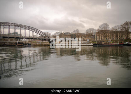 Paris, Blick auf die seine mit Austerlitzer Brücke Stockfoto