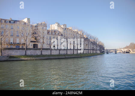 Paris, Blick auf die seine, alte Häuser auf der Ile de la Cite Stockfoto