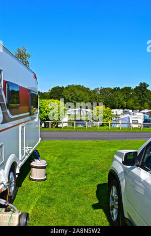 Ein Blick auf die idyllischen ländlichen Umgebung des Caravan & Wohnmobil Club Site an Hanley Swan, als 'Mdeenborstel Hügel" bekannt. Stockfoto