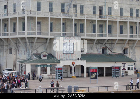 Alcatraz San Francisco USA sicherstes Gefängnis auf der Insel San Francisco Bay Area Landing Point Schild und Eingang amerikanische böse Killer Stockfoto