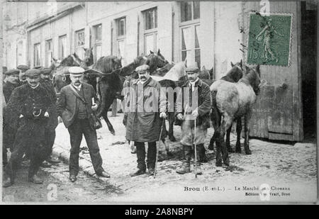 Ein Brou (Eure-et-Loire), Le Marche aux Chevaux, Les maquignons. Carte postale Ancienne, / anfang 20e siecle, Edition veuve Vrait. Stockfoto