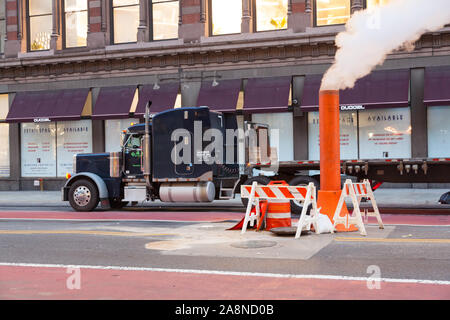 Große amerikanische Lieferwagen, 23. Straße, New York City, Vereinigte Staaten von Amerika. Stockfoto