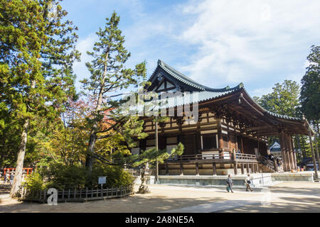 Präfektur Wakayama, Japan - 31. Oktober 2019: Mount Koya, der jedoch der gemeinhin übliche Name für ein riesiger Tempel Siedlung in der Präfektur Wakayama. Stockfoto