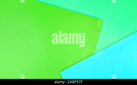 Farbe Papier Hintergrund. Drei Pastelltönen - Blau, Gelb, Grün geteilt Schattenlinien Stockfoto