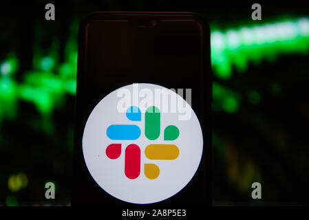 November 10, 2019, Polen: In diesem Foto Abbildung schwacher Logo auf dem Smartphone angezeigt. (Bild: © Omar Marques/SOPA Bilder über ZUMA Draht) Stockfoto