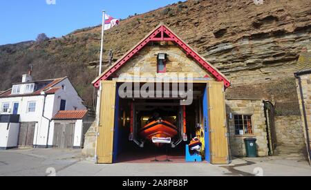 RNLI-Station, Staithes, North Yorkshire, Großbritannien Stockfoto