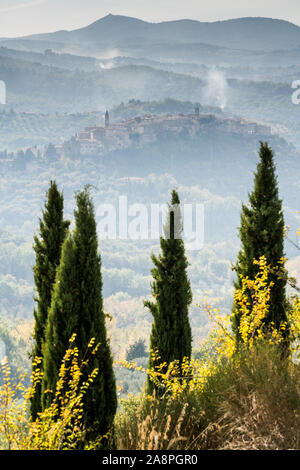 Gesamtansicht des Seggiano, Toskana, Italien, Europa. Stockfoto