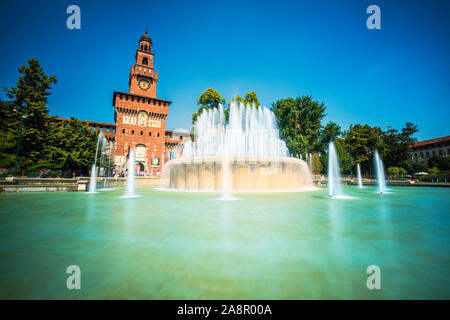 Sforza Schloss oder das Castello Sforzesco Antenne Panoramablick. Schloss Sforza in Mailand Stadt im Norden von Italien. Stockfoto