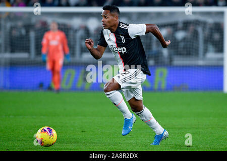 Turin, Italien. 10 Nov, 2019. Alex Sandro von Juventus Turin in der Serie A zwischen Juventus Turin und AC Mailand im Stadion von Juventus Turin, Turin, Italien am 10. November 2019. Foto: Mattia Ozbot. Credit: UK Sport Pics Ltd/Alamy leben Nachrichten Stockfoto