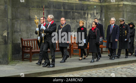 Edinburgh, Schottland, Großbritannien. 10. November 2019. Die jährlichen Service im Stein der Erinnerung auf der Royal Mile, Edinburgh, Schottland Stockfoto