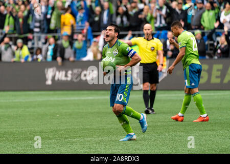 Seattle, USA. 10 Nov, 2019. Nicolas Lodeiro (10) feiert nach dem Schlusspfiff. Credit: Ben Nichols/Alamy leben Nachrichten Stockfoto