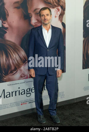 New York, Vereinigte Staaten. 10 Nov, 2019. David Heyman sorgt sich Premiere der Ehe sie Geschichte an der Pariser Theater (Foto von Lew Radin/Pacific Press) Quelle: Pacific Press Agency/Alamy leben Nachrichten Stockfoto