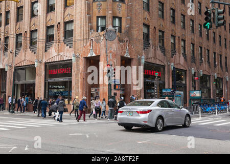 Urbanspace Food Hall, General Electric Building, 570 Lexington Avenue, New York City, Vereinigte Staaten von Amerika. Stockfoto