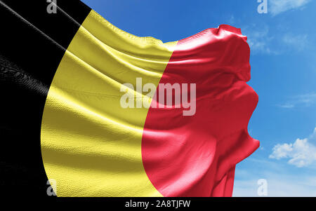 Belgien Fahne flattert gegen den blauen Himmel mit Wolken. Realistische Spiegelungen und Texturen mit hoher Auflösung. 3D-Rendering. Stockfoto