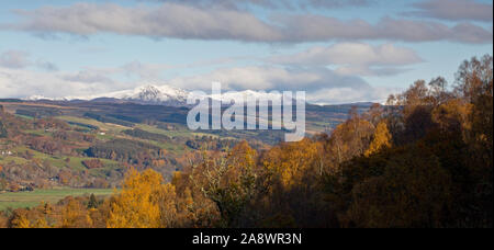 Schiehallion von birks Aberfeldy im Herbst, Perth und Kinross, Schottland. Stockfoto