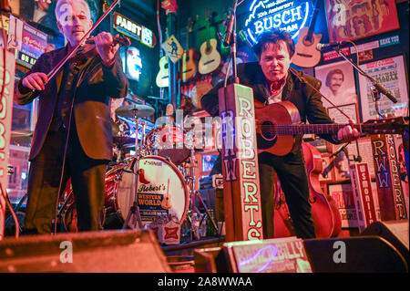 Brazilbilly auf Robert der westlichen Welt auf dem Broadway in Nashville. Diese historische Straße ist berühmt für seine Country Music Bars. Stockfoto