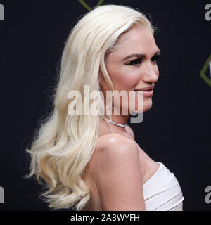 Sängerin Gwen Stefani tragen Vera Wang kommt an der 2019 E! Der Menschen Choice Awards gehalten an Barker Hangar am 10. November 2019 in Santa Monica, Los Angeles, Kalifornien, USA. (Foto von Xavier Collin/Image Press Agency) Stockfoto