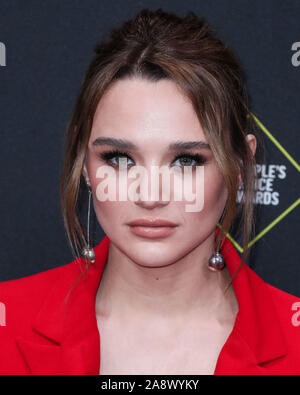 Schauspielerin Jäger König tragen Nathalie Karam kommt an der 2019 E! Der Menschen Choice Awards gehalten an Barker Hangar am 10. November 2019 in Santa Monica, Los Angeles, Kalifornien, USA. (Foto von Xavier Collin/Image Press Agency) Stockfoto