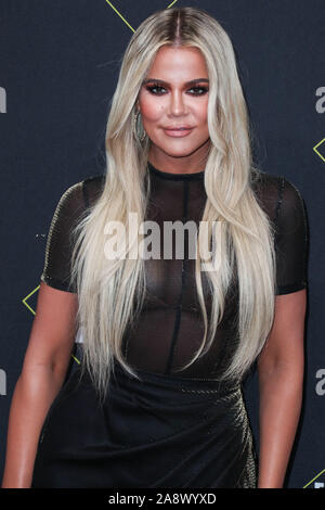 Khloe Kardashian tragen Laquan Smith kommt an der 2019 E! Der Menschen Choice Awards gehalten an Barker Hangar am 10. November 2019 in Santa Monica, Los Angeles, Kalifornien, USA. (Foto von Xavier Collin/Image Press Agency) Stockfoto