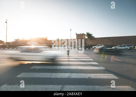 Abends Licht in den Straßen von Rabat - Marokko Stockfoto