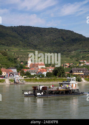 Fähre vor Spitz an der Donau, Wachau, Niederösterreich, Österreich, Europa Stockfoto