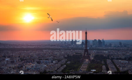 Hochauflösende Luftaufnahmen Panorama von Paris, Frankreich, von der Kathedrale Notre Dame, die vor den zerstörerischen Feuer des 15.04.2019. Der Fluss Seine. Aeria Stockfoto