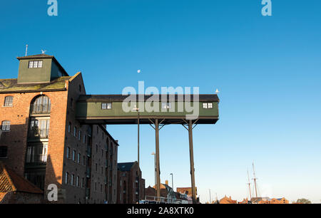 Umgebaute Gebäude an der Brunnen neben dem Meer, Norfolk, Großbritannien Stockfoto