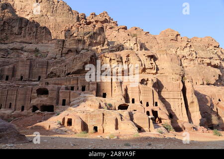 Theater Necropolis, High Place of Sacrifice Trail, Petra, Wadi Musa, Governorat Ma'an, Jordanien, Naher Osten Stockfoto