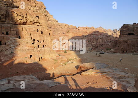 Nabatäisches Theater von High Place of Sacrifice Trail, Petra, Wadi Musa, mA'an Governorate, Jordanien, Naher Osten Stockfoto