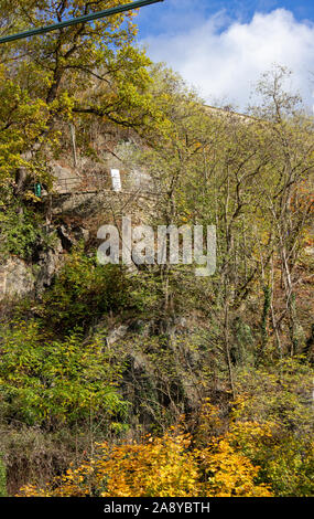 Blick auf den Aufstieg zur Burg Veste Oberhaus in Passau, Deutschland Stockfoto