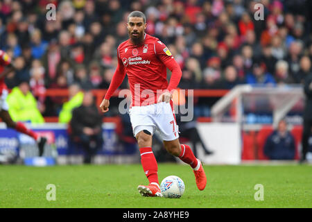 NOTTINGHAM, ENGLAND - 9.NOVEMBER Lewis Grabban (7) von Nottingham Forest während der Sky Bet Championship Match zwischen Nottingham Forest und Derby County an der Stadt Boden, Nottingham am Samstag, den 9. November 2019. (Credit: Jon Hobley | MI Nachrichten) das Fotografieren dürfen nur für Zeitung und/oder Zeitschrift redaktionelle Zwecke verwendet werden, eine Lizenz für die gewerbliche Nutzung Kreditkarte erforderlich: MI Nachrichten & Sport/Alamy leben Nachrichten Stockfoto