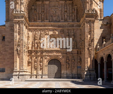 Detail der Fassade des Convento de San Estaban in Salamanca, Spanien Stockfoto