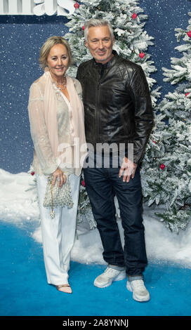 London, Großbritannien. 11 Nov, 2019. LONDON, ENGLAND - 11. NOVEMBER: Shirlie Holliman und Martin Kemp nimmt an der UK Premiere von "Last Christmas" am BFI Southbank am 11. November 2019 in London, England Credit: Gary Mitchell, GMP-Media/Alamy leben Nachrichten Stockfoto