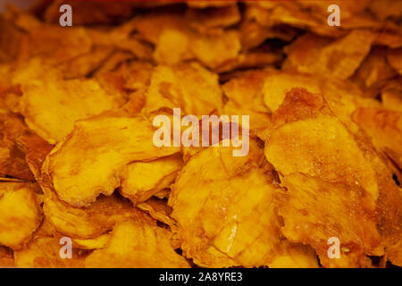 Orange Gelb farbige Scheiben getrocknete mango Obst Stockfoto
