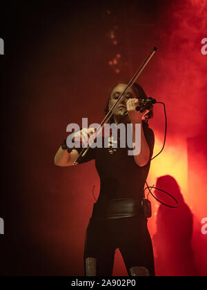 Mailand, Italien. 6. November 2019. Swiss Folk Metal Band Eluveitie führt bei Live-musik-CLUB. Brambilla Simone Live News Fotograf Stockfoto