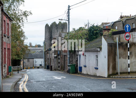 Blick nach Süden auf Francis Straße in der Grafschaft Louth Drogheda Irland Stockfoto